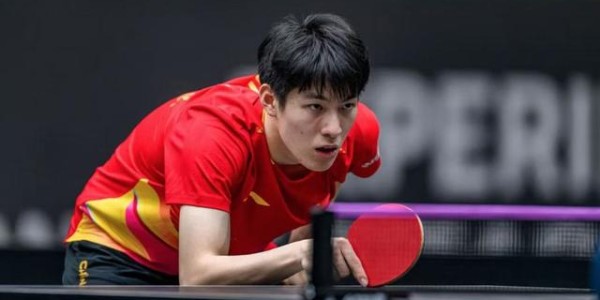 乐鱼娱乐体育-19岁温瑞博首夺成人赛冠军，该重新定义国乒“小将”这个词了|决赛|马斯喀特|乒乓球|少年|奖杯_新浪体育_新浪新闻