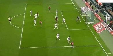 乐鱼体育app-【欧预赛】葡萄牙2比0冰岛 B费破门五盾全胜收官