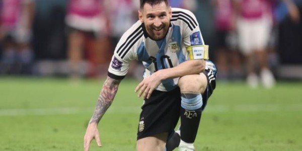 体育官方网址-梅西：世界杯进入最艰难阶段 阿主帅：不该这么痛苦