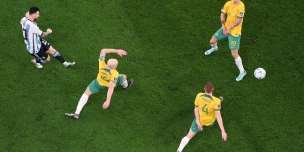 体育官方网址-梅西：世界杯进入最艰难阶段 阿主帅：不该这么痛苦