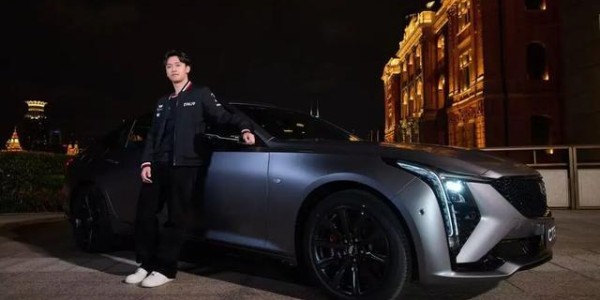 乐鱼体育官方登录网站-F1储备车手周冠宇：目标重回正赛车手行列